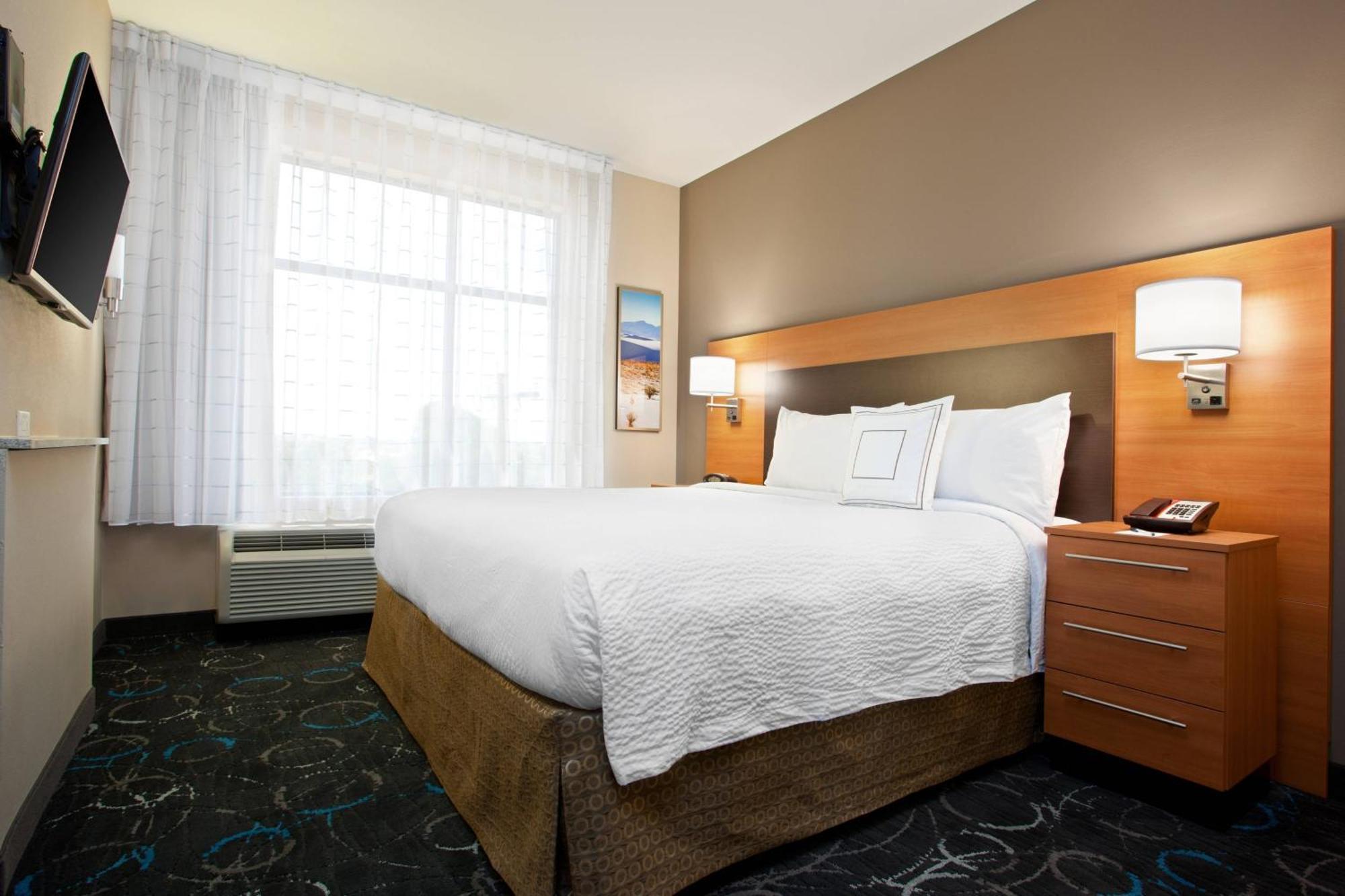 Towneplace Suites By Marriott Carlsbad Kültér fotó
